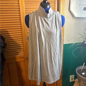 Croft & Barrow Gray Sleeveless Tunic